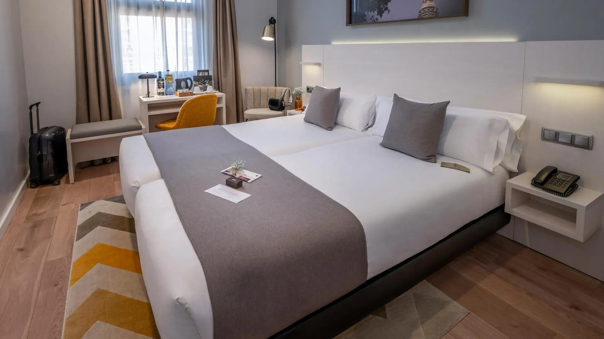 ***  Hotel Serhs Carlit Barcelona Spanien
